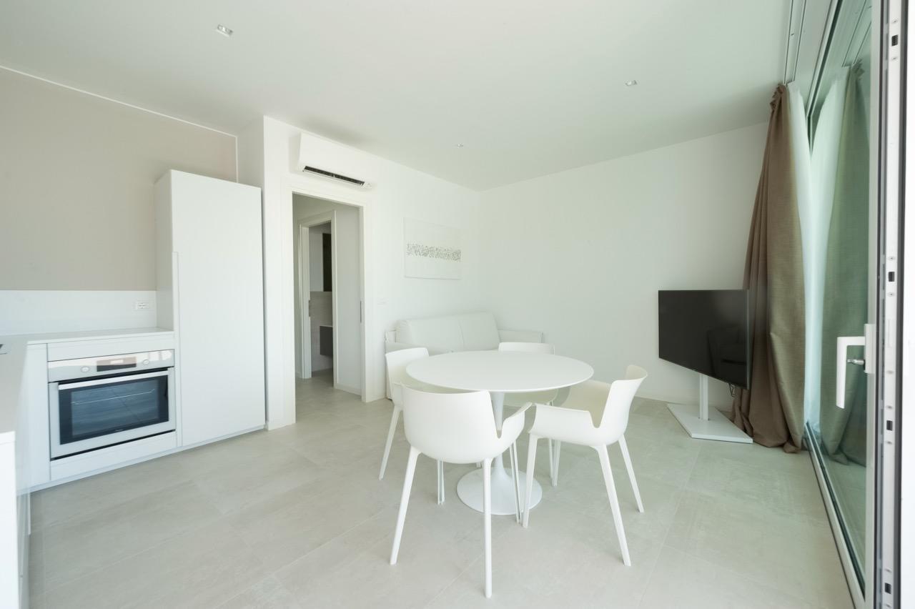 Apartment Palms *