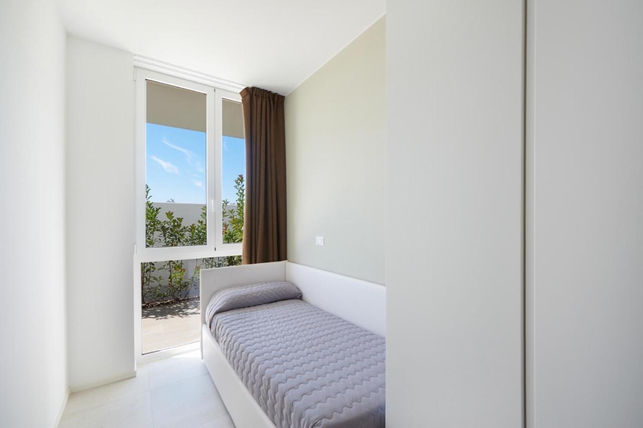 Apartment Palms