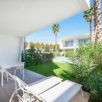 Apartment Palms